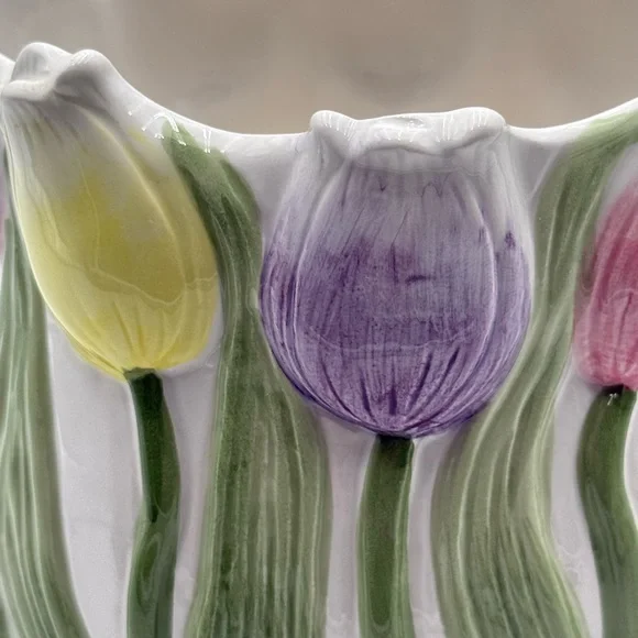 Floral Ceramic Vase with Multicolor Tulip Design - Picture 8 of 16